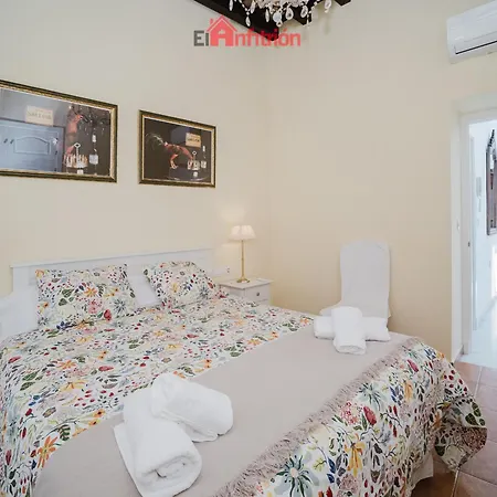 Casa Guirigay Holiday home Sanlucar de Barrameda