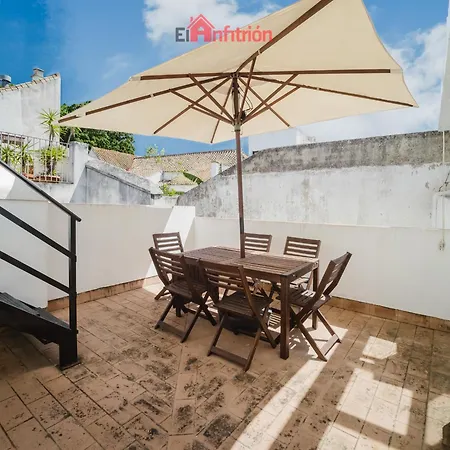 Holiday home Casa Guirigay
