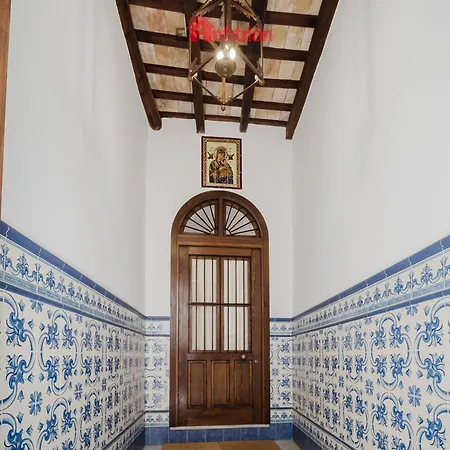 Holiday home Casa Guirigay